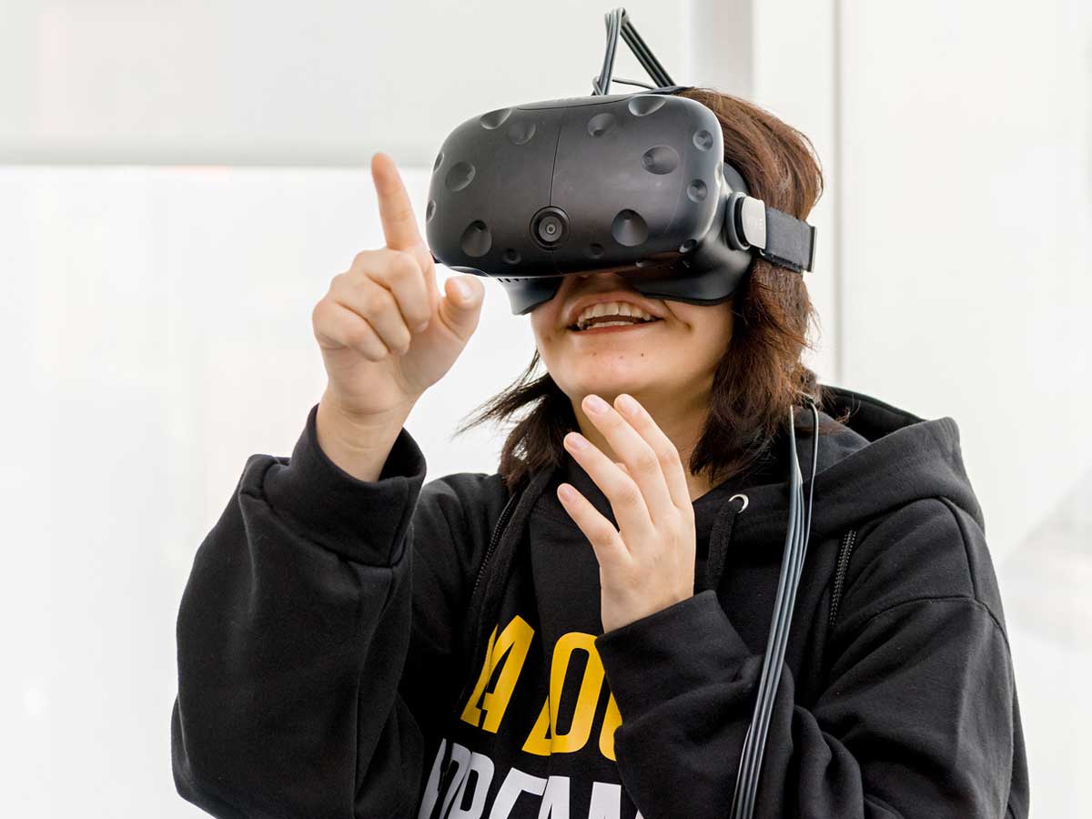 Student using a VR machine