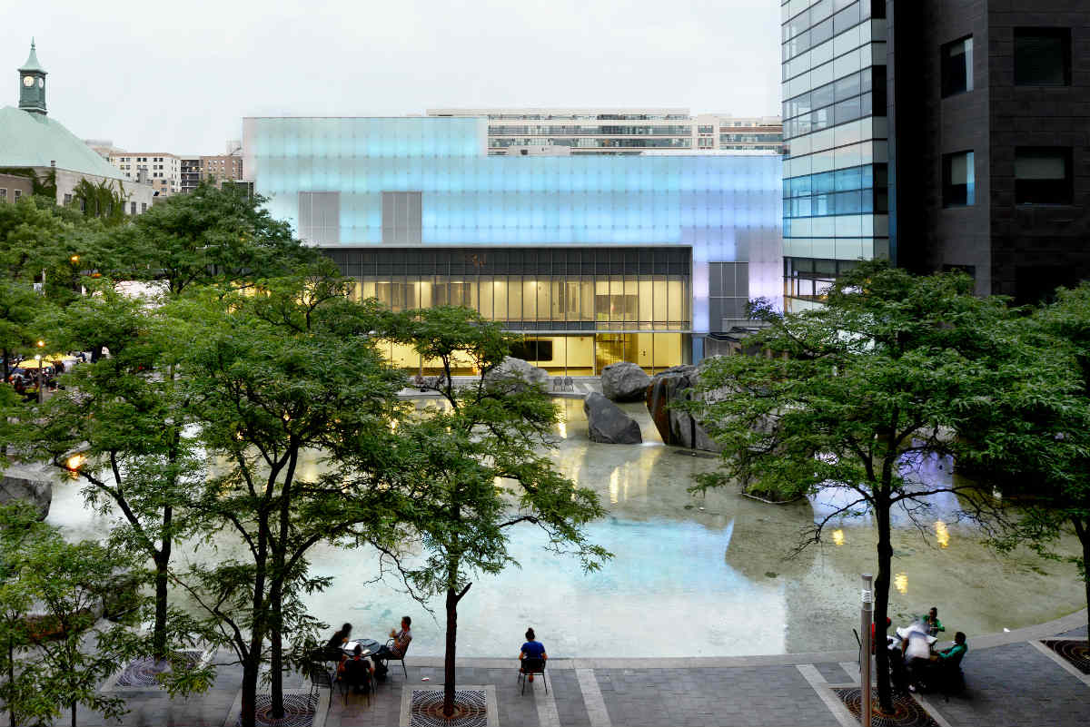 The Ryerson Image Centre (RIC) features a translucent, LED-operated exterior wall