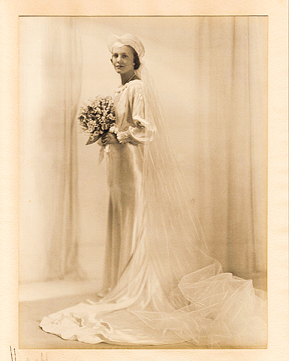 Mollie Hamilton in her 1930s wedding dress