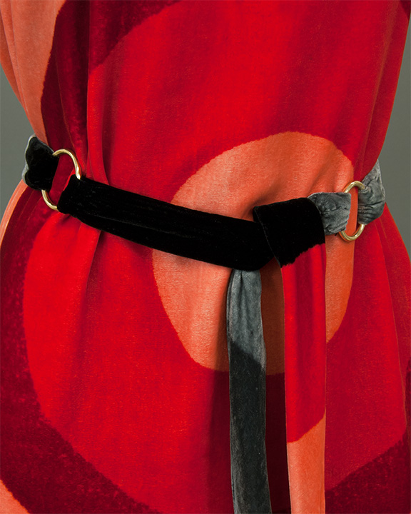 Belt detail on Hanae Mori velvet shift dress