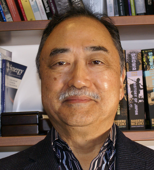 Takashi Fujitani.