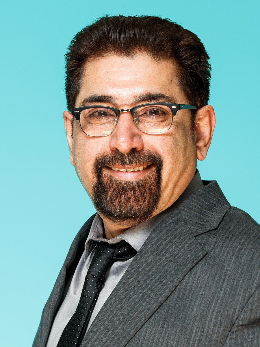 Headshot of Dr. Farid Shirazi 